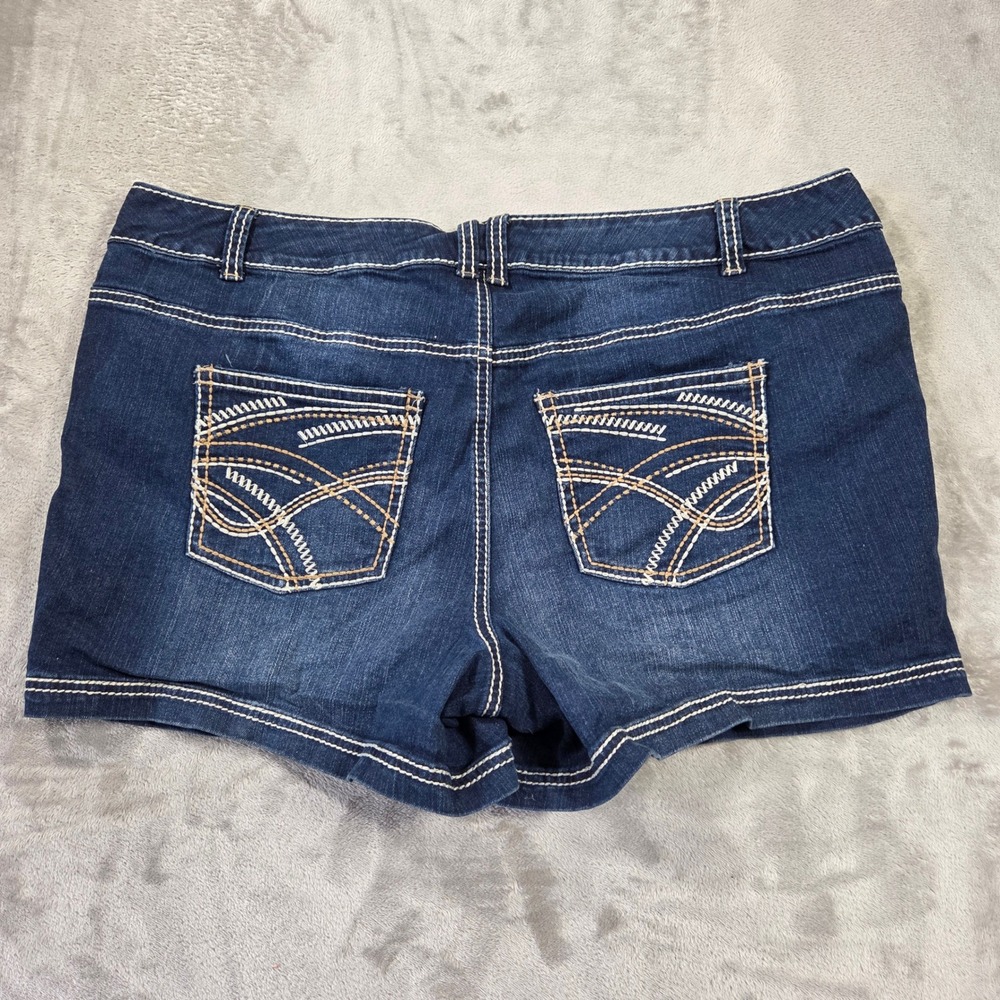Maurices Womens Plus Size 24 Dark Wash Distressed Denim Shorts Contrast Stitch - Picture 6 of 6